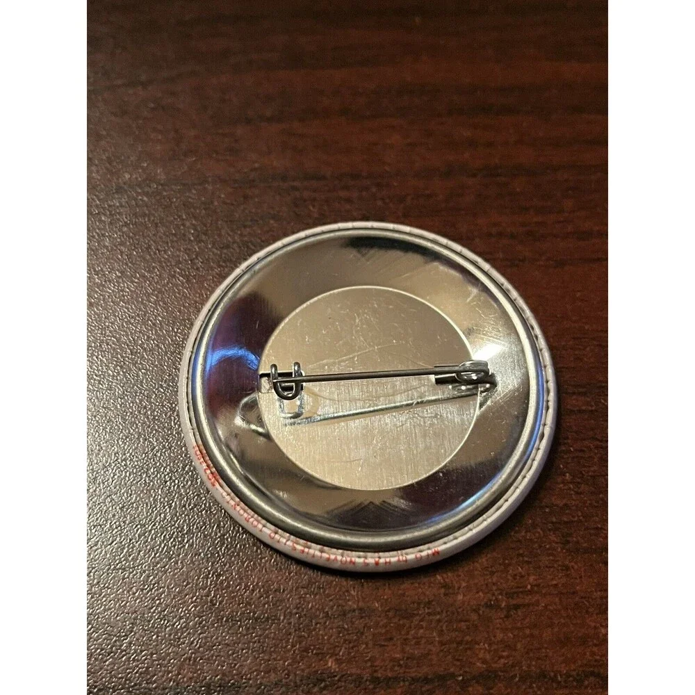 McDonald’s‎ “Quality Makes The Difference” Employee Button Pin